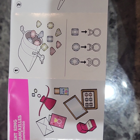 Miniverse Make It Mini Valentine's Engagement Ring - Picture 7 of 15